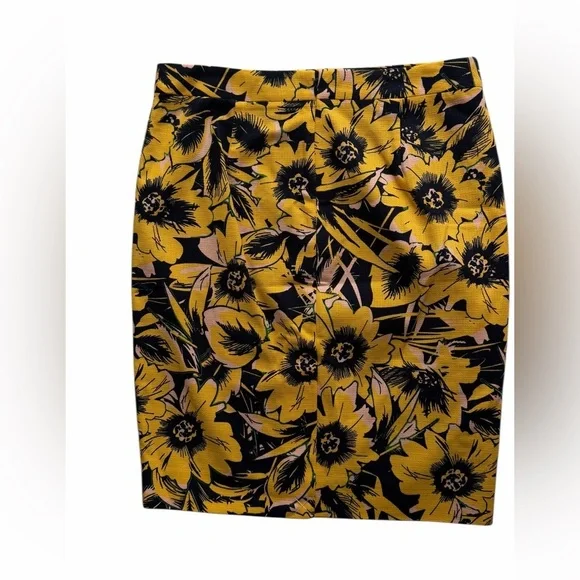 NWT J. Crew Floral Yellow Pencil Skirt Size 4 - Picture 6 of 9